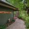 Hunchy Hideaway