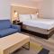 Holiday Inn Express Hotel & Suites Cincinnati - Mason, an IHG Hotel