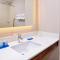 Holiday Inn Express Hotel & Suites Cincinnati - Mason by IHG
