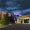 Holiday Inn Express Hotel & Suites Bryan-Montpelier, an IHG Hotel - Holiday City