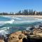 Manly Beach Retreat with free onsite parking