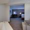 Holiday Inn Express Hotel & Suites Meadowlands Area, an IHG Hotel - Carlstadt