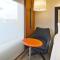 Holiday Inn Express & Suites Chicago-Midway Airport by IHG - Bedford Park