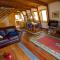 Green Leaves Cabin
