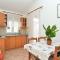Apartments Edin 1359