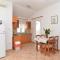Apartments Edin 1359