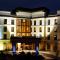 Holiday Inn Express & Suites Harrisburg West