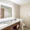 Holiday Inn Express & Suites Platteville by IHG