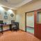 Holiday Inn Express Hotel & Suites Terrell by IHG
