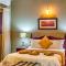 Amper Bo Guest House