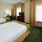 Holiday Inn Express & Suites Indianapolis - East, an IHG Hotel