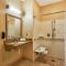 Holiday Inn Express & Suites El Paso Airport by IHG