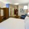 Holiday Inn Express Hotel & Suites New Boston by IHG