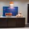 Holiday Inn Express & Suites - Indianapolis Northwest by IHG
