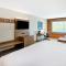 Holiday Inn Express & Suites New Castle by IHG