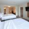 Holiday Inn Express & Suites La Porte by IHG - LaPorte