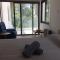 Modern 2 bedroom Beach Apartment