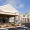 Holiday Inn Express & Suites Willmar, an IHG Hotel