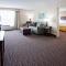 Holiday Inn Express & Suites Willmar, an IHG Hotel