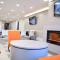 Microtel Inn & Suites by Wyndham Raleigh - Raleigh