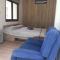 Modern 2 bedroom Beach Apartment