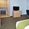 Holiday Inn Express Hotel & Suites Alvarado, an IHG Hotel