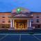 Holiday Inn Express & Suites - Mason City, an IHG Hotel