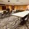 Holiday Inn Express & Suites - Mason City, an IHG Hotel