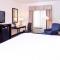 Holiday Inn Express & Suites Greenfield by IHG