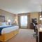 Holiday Inn Express & Suites Madison-Verona, an IHG Hotel