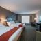 Holiday Inn Express & Suites - Green Bay East, an IHG Hotel