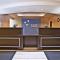 Holiday Inn Express & Suites Springfield by IHG