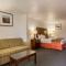 Sandia Peak Inn Old Town ABQ, a Howard Johnson by Wyndham