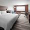 Holiday Inn Express & Suites - Elkhorn - Lake Geneva Area by IHG
