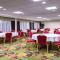 Holiday Inn Hotel & Suites Warren by IHG