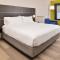 Holiday Inn Express & Suites - Kansas City - Lee's Summit by IHG - ليس سوميت