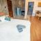 Tonmai Suites
