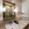 2 Kn. Romana Apartment