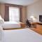 Holiday Inn Express Hotel & Suites Chesterfield - Selfridge Area, an IHG Hotel - Chesterfield