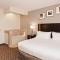 Holiday Inn Express Hotel & Suites Chanhassen, an IHG Hotel