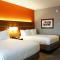 Holiday Inn Express & Suites Downtown Louisville by IHG - Луїсвілл