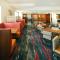 Holiday Inn Express Hotel & Suites Fishermans Wharf by IHG