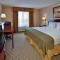 Holiday Inn Express & Suites Lansing-Leavenworth, an IHG Hotel