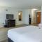 Holiday Inn Hotel & Suites Bloomington Airport by IHG