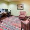 Holiday Inn Express & Suites Bloomington West, an IHG Hotel