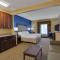 Holiday Inn Express Tower Center New Brunswick, an IHG Hotel - Ист-Брунсвик