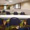 Holiday Inn Express Hotel & Suites Mankato East, an IHG Hotel