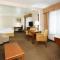 Holiday Inn Express Hotel & Suites Marion by IHG