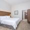 Holiday Inn Express & Suites - Elkhart North by IHG