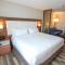 Holiday Inn Express & Suites Miami Airport East by IHG